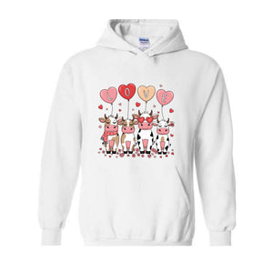 Cow Valentines Sweatshirt, Cow Lover Gift, Valentines Day Hoodie, Cow Hoodie, Valentines Day Hoodie, XOXO Hoodie, Love Sweatshirt